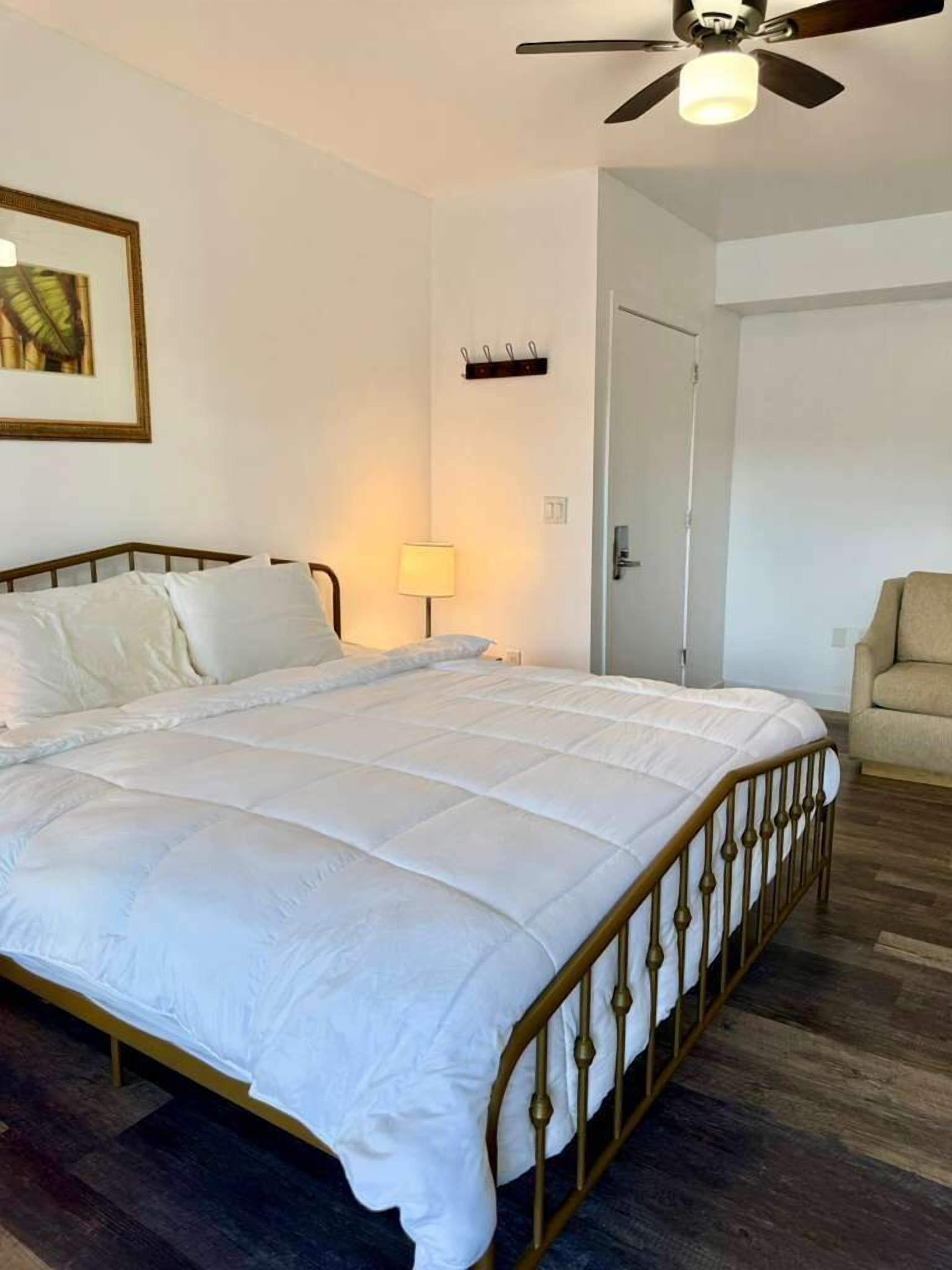 Apartemen Premium | Seprai antialergi dan didekorasi berbeda-beda