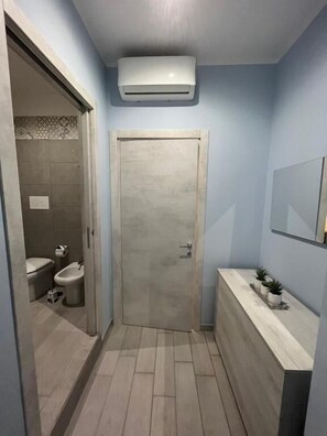 Classic Room | Blackout drapes, soundproofing, free WiFi