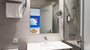 Ducha, artículos de tocador gratuitos, secador de pelo, toallas