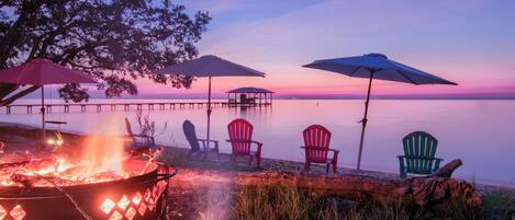 Private beach, sun loungers, beach umbrellas, beach towels
