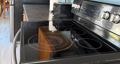 Charming 3-bedroom house with a finished basement in wonderful Kalamazoo