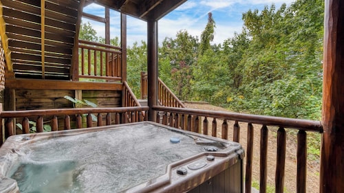16+ Guests Indoor Pool, Theater & Game Room in the Smokies Buckskin by Avantstay