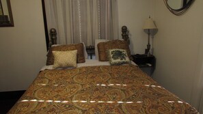 1 bedroom, internet, bed sheets