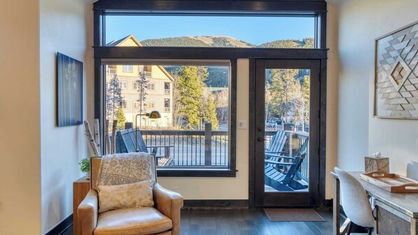 Interior - Fireplace, Game Room & Mountain Views Near Golf & Dining Keystone River Run by Avantstay (Keystone)