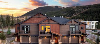 Fireplace, Game Room & Mountain Views Near Golf & Dining Keystone River Run by Avantstay