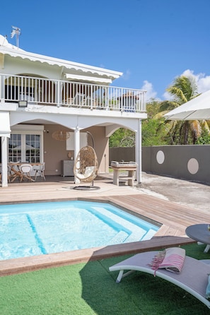 Outdoor pool, pool umbrellas, sun loungers - CASA LYDIE - 3 CH PREMIUM PISCINE PRIVÉE (Saint-François)