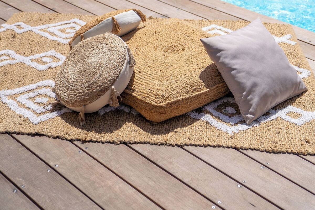 Family House, Pool View