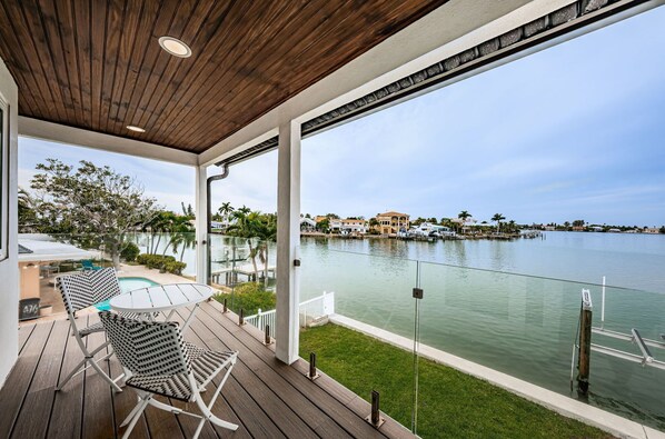 Terrace/patio - Tropical Island beach Home with pool (Indian Rocks Beach)