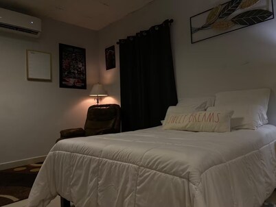 Estudio Acogedor con Netflix, 3 min del puente U.S.A