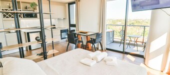 Just 100 Meters from Shopping del Sol!