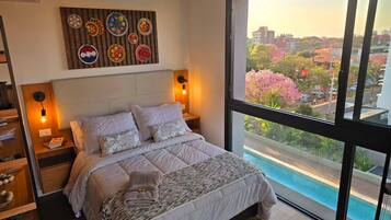 1 bedroom, desk, iron/ironing board, WiFi