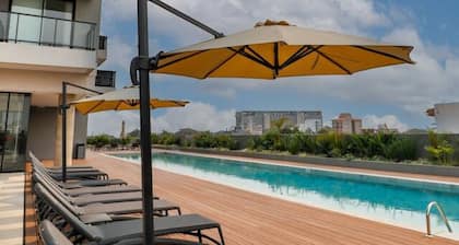 Cozy loft steps away from everything