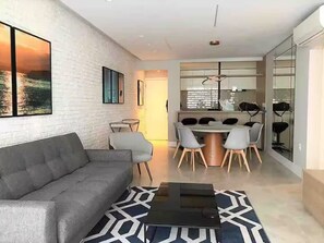 Classic Apartment | Living area - Itaim Star 2 (São Paulo)