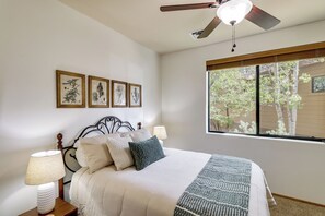2 bedrooms, desk, iron/ironing board, travel crib