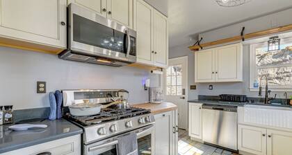 Trail Access On-Site! Scenic Rock Springs Getaway