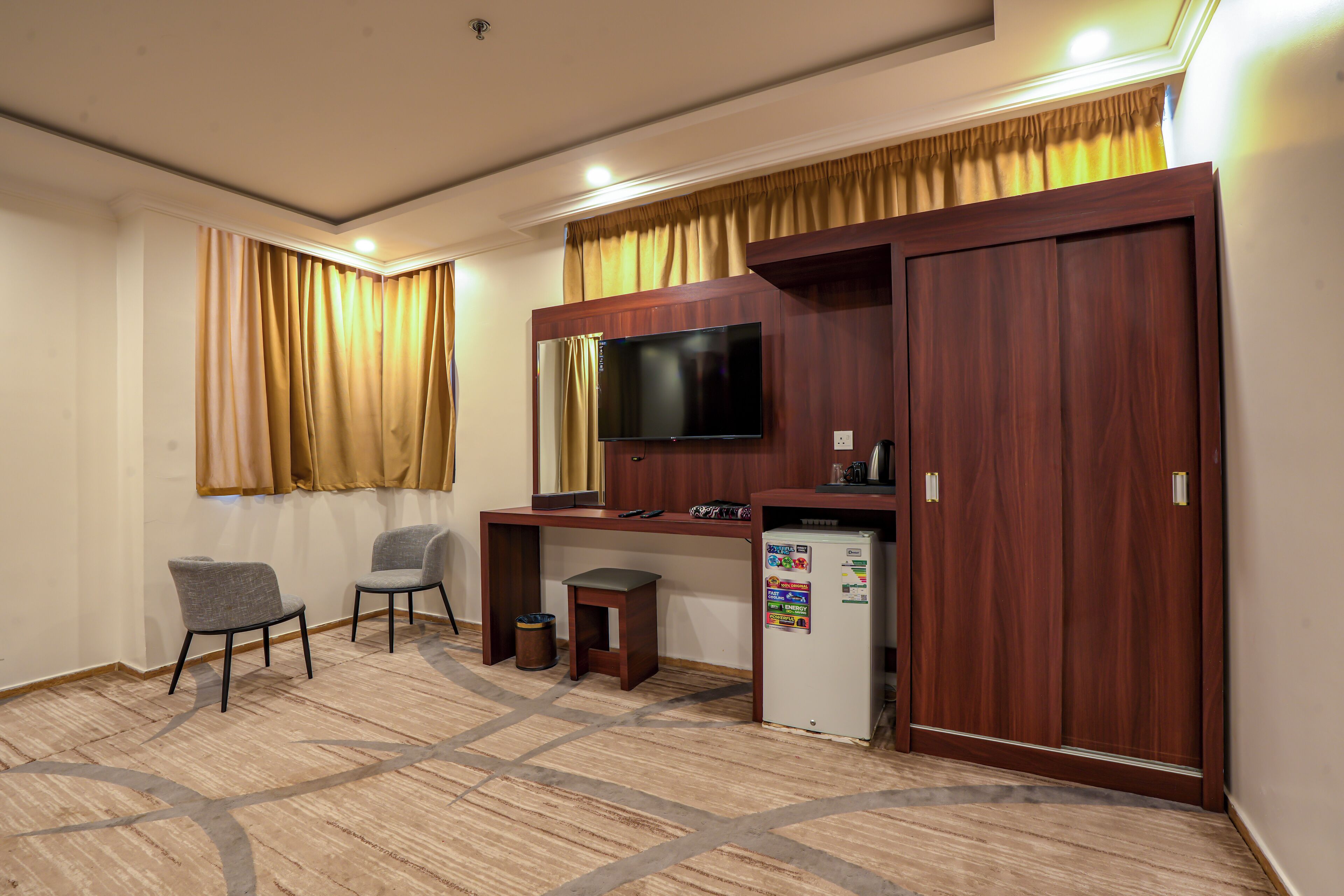 In-room safe, iron/ironing board, free WiFi