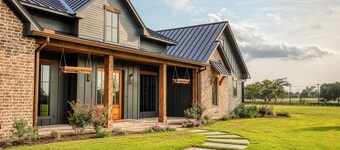 The Winn Retreat, Round Top, Texas a serene 4-bedroom house with views