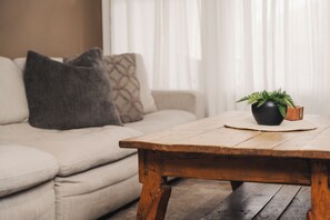 Living area - Best location in Downtown Historical Prescott AZ (Prescott)