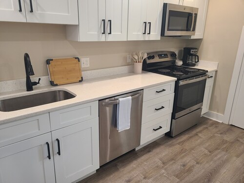 Downtown Marblehead 3brm