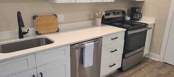 Downtown Marblehead 3brm