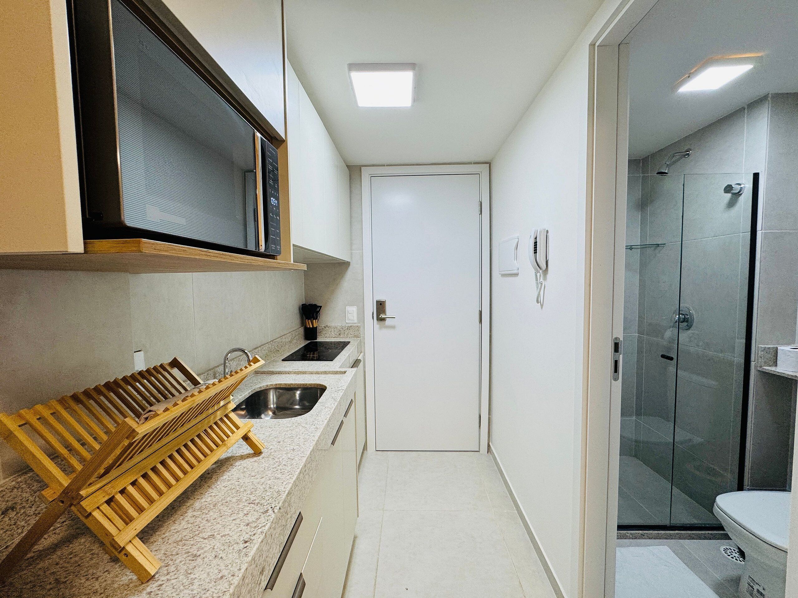 Comfort Studio | Bathroom | Shower, towels, soap, toilet paper