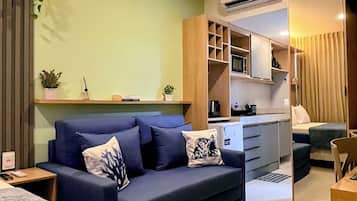 Studio Desain | Area keluarga | TV layar datar