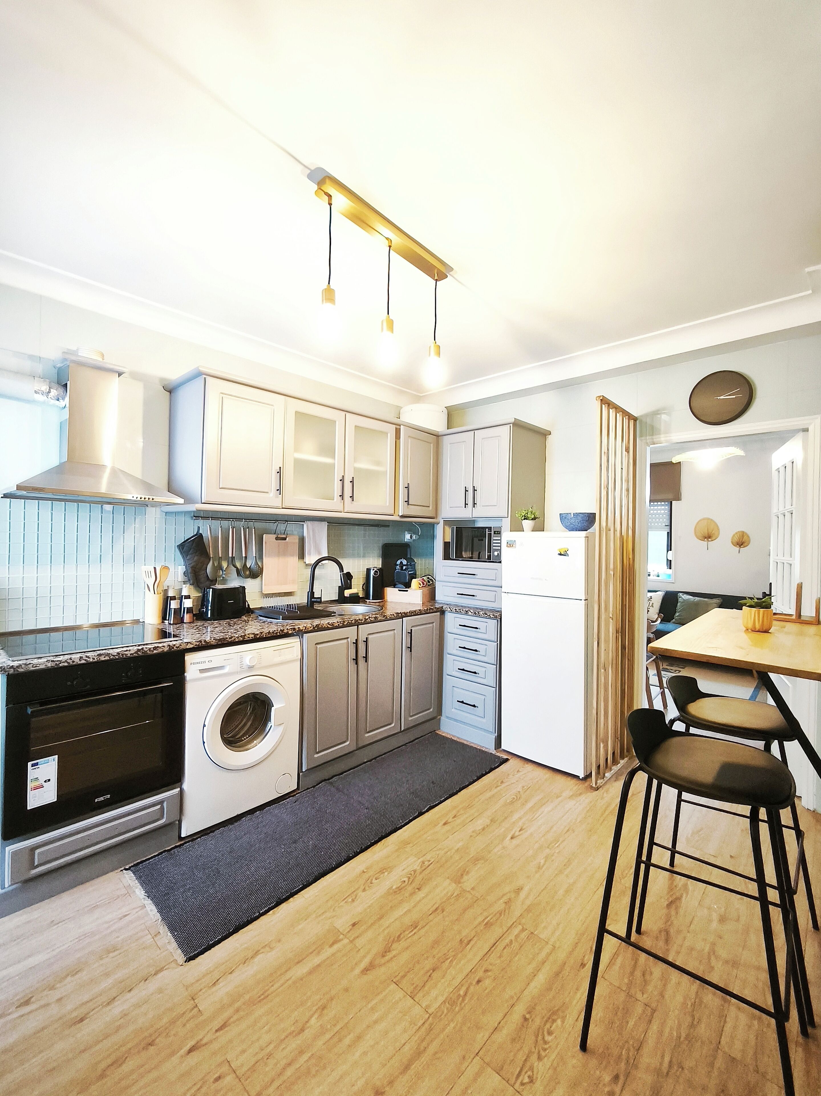 Microwave, oven, stovetop, dishwasher