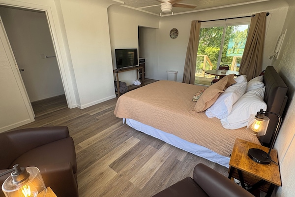 1 bedroom, free WiFi, bed sheets