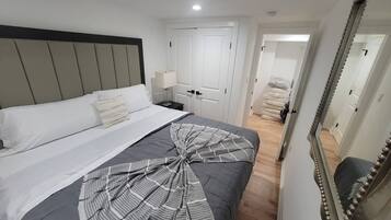 2 slaapkamers, een strijkplank/strijkijzer, wifi, beddengoed