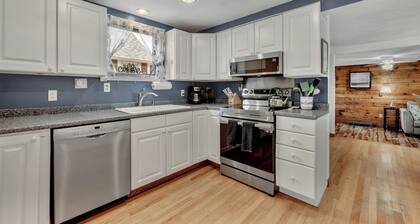 Welcoming 4-bedroom house with AC in Old Saybrook