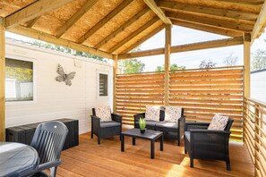 Outdoor dining - Camping Papillon Kinrooi - 113 (Kinrooi)
