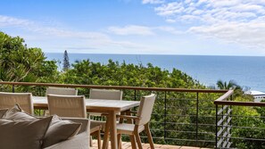 Outdoor dining - 7 Pacific Villas - Breathtaking Ocean Views (Sunshine Beach)