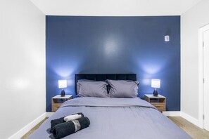 Desk, iron/ironing board, WiFi, bed sheets - Grand Prairie 2BR | IKEA, Epic Waters, Bass Pro (Grand Prairie)