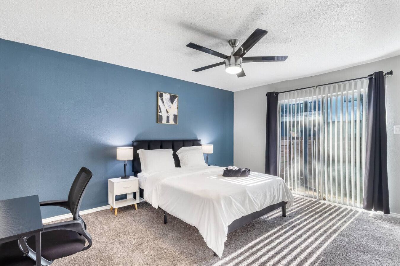 2 chambres, bureau, fer et planche à repasser, Wi-Fi gratuit