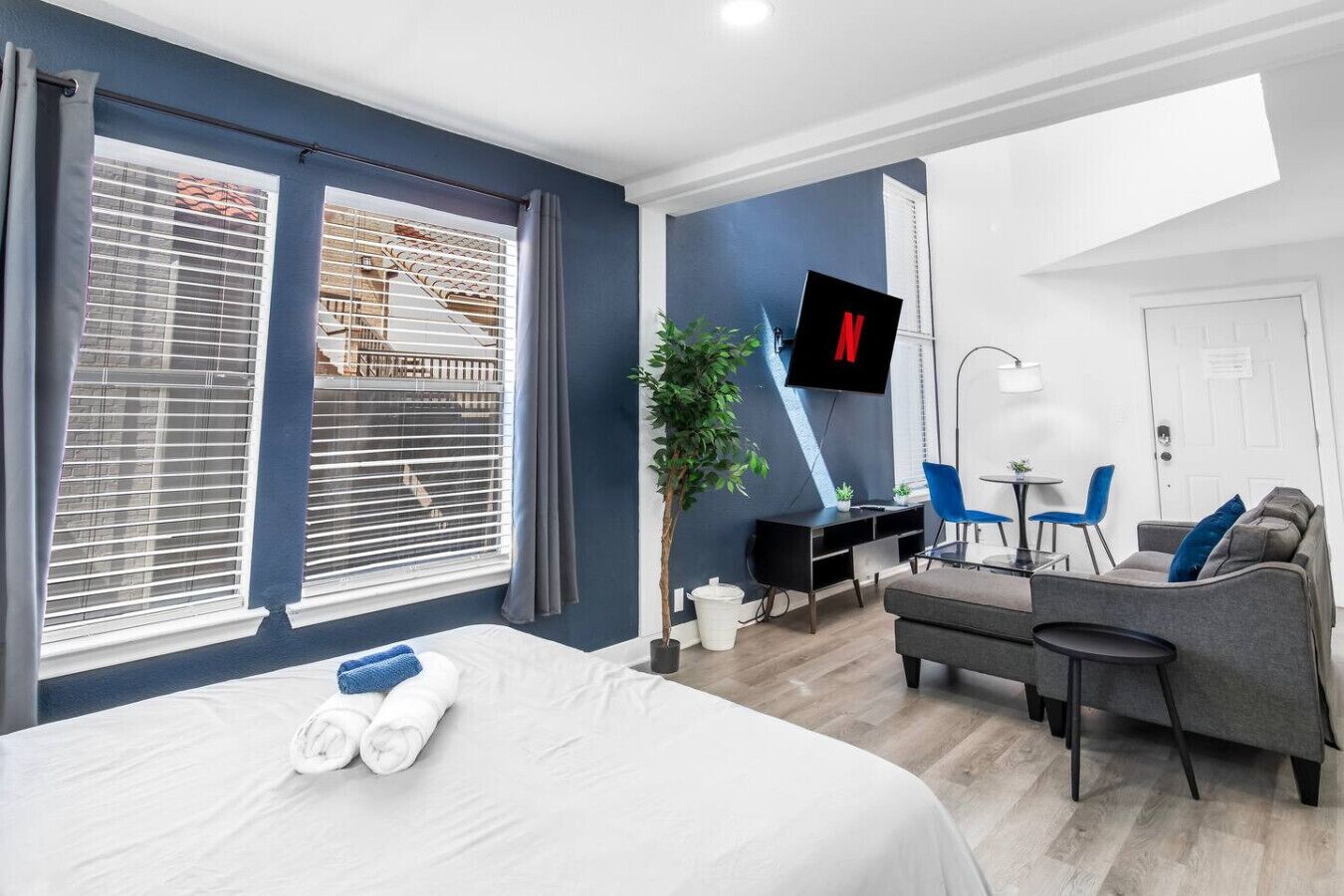 Desk, iron/ironing board, free WiFi, bed sheets