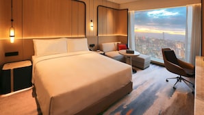 Room - Crowne Plaza Dhaka Airport by IHG (Dhaka)