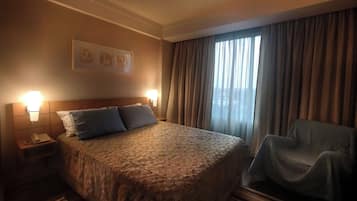Comfort Studio, City View | In-room safe, desk, laptop workspace, blackout drapes