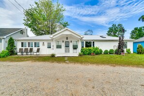 Exterior - Lakefront Gladwin Vacation Rental w/ Deck & Dock! (Gladwin)