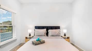 1 soverom, skrivebord, strykejern/-brett og wi-fi