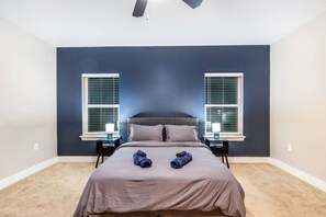 Desk, iron/ironing board, WiFi, bed sheets - Grand Prairie 1BR | IKEA, Epic Waters, Bass Pro (Grand Prairie)