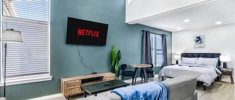 2 bedrooms, desk, iron/ironing board, WiFi