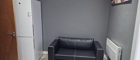 Apartment, 2 Bedrooms | Living area