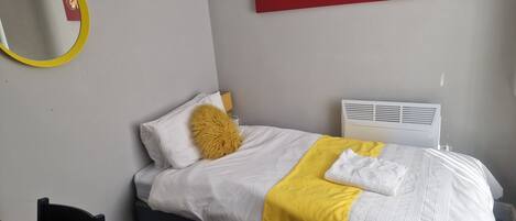 Apartment, 2 Bedrooms | 3 bedrooms