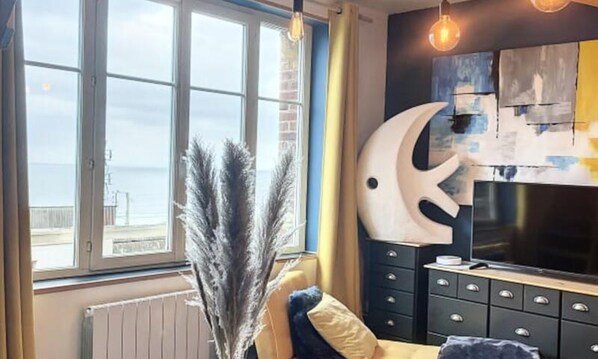 Living area - Apartments for 2 People (Ault)