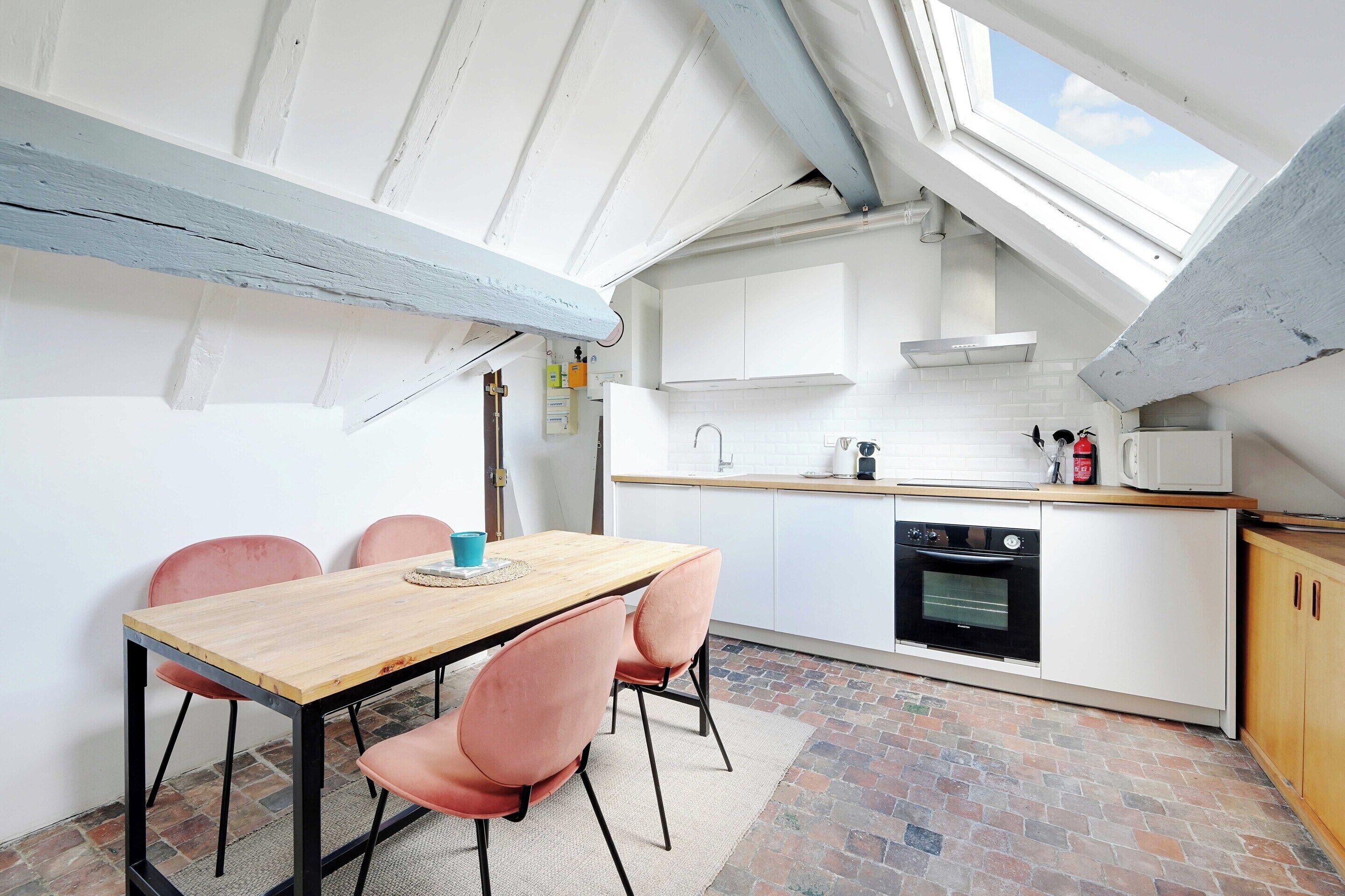 House | Private kitchen | Cookware/dishes/utensils