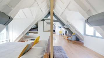 House | Laptop workspace, iron/ironing board, bed sheets
