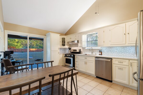 Microwave, oven, stovetop, dishwasher