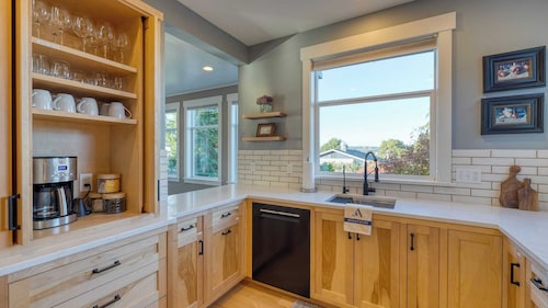 3-home Coastal Retreat w/ Sauna, Firepit & Greenhouse Seabright Haven by Avantstay