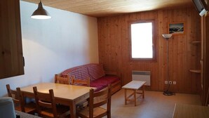 Interior - Apartment in La Chal Near Les Sybelles (Saint-Jean-d'Arves)