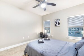 1 bedroom, desk, iron/ironing board, WiFi - Grand Prairie 1BR | IKEA, Epic Waters, Bass Pro (Grand Prairie)